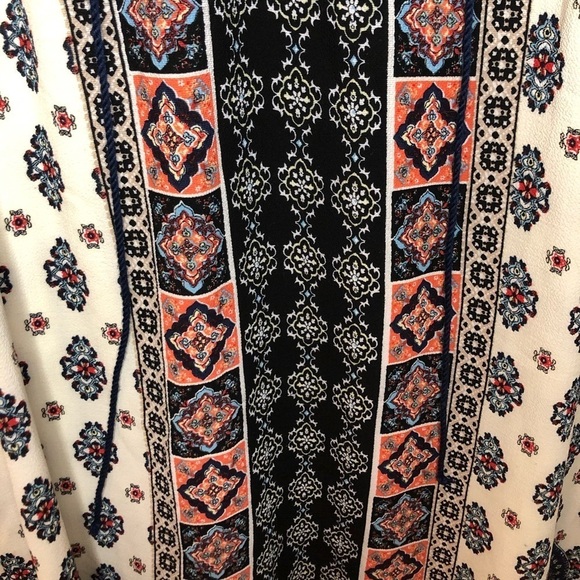 Blu Pepper Patterned Dress - Picture 3 of 4